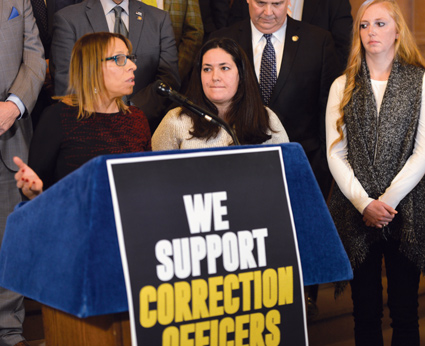 PEF Vice President Randi DiAntonio at prison closure Rally