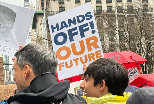 PEF members join thousands to tell administration “Hands Off!” 