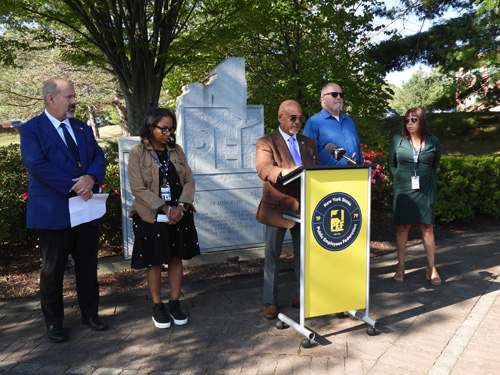Leaders, staff honor memory of members killed on 9-11