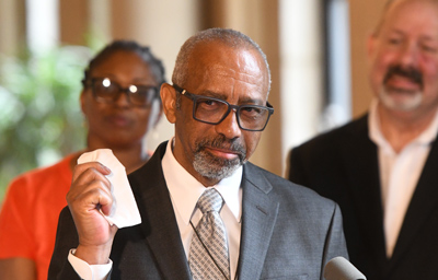 State Senate honors late PEF member and civil rights leader